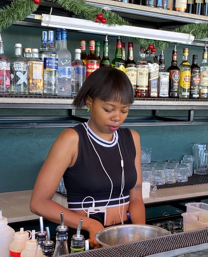 IG-0741 Barmaid at Rosebank Rooftop Bar