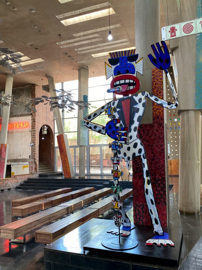 IG-0773 Sculptures Inside the Constitutional Court In Johannesburg